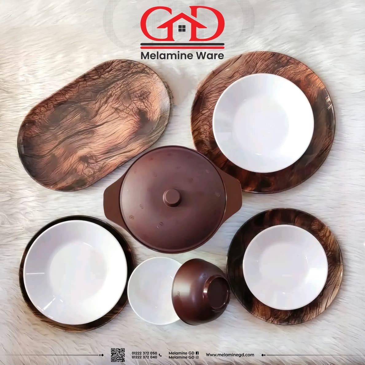 Woody in brown-white